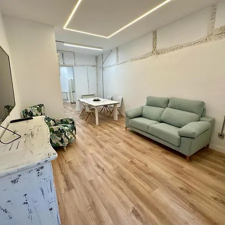 Carolina By Gaiarooms * León