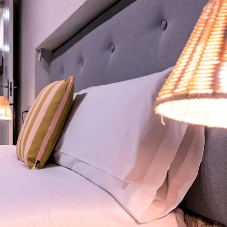 Carolina By Gaiarooms León