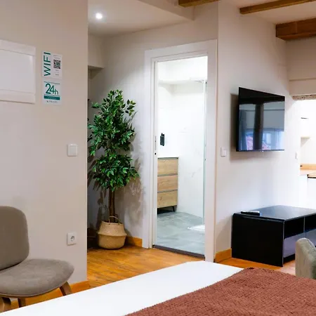 Carolina By Gaiarooms León